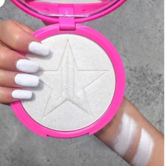 Jeffree Star Ice Cold Skin Frost Highlighter - Picture 2 of 16